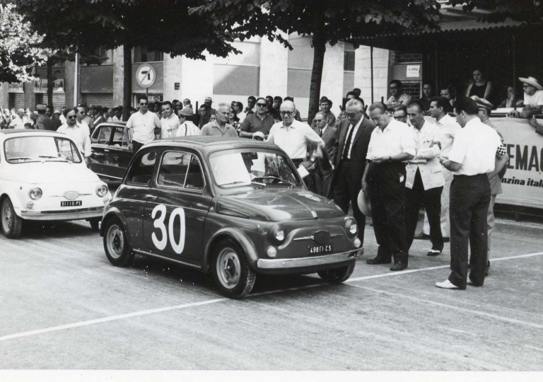 1967 Loizzo Sergio (30) e Pizii Gaetano (34) Fiat 500 cat.Turismo